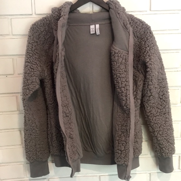 Z by Zella Bomber Fleece Hooded Sherpa Gray Jacket Size Medium - Picture 3 of 13